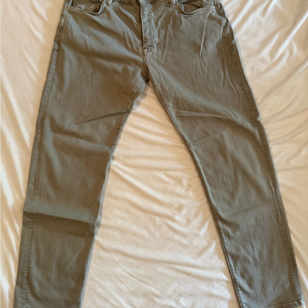 34 Heritage Men's Classic Light Gray Jeans Size 38/32